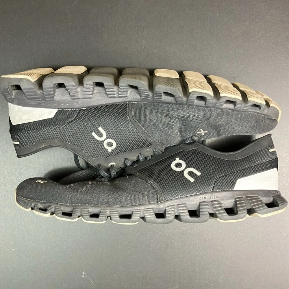 On Cloud X 3 Cloudtec Athletic Running Sneaker Shoes‎ Men’s size 11.5